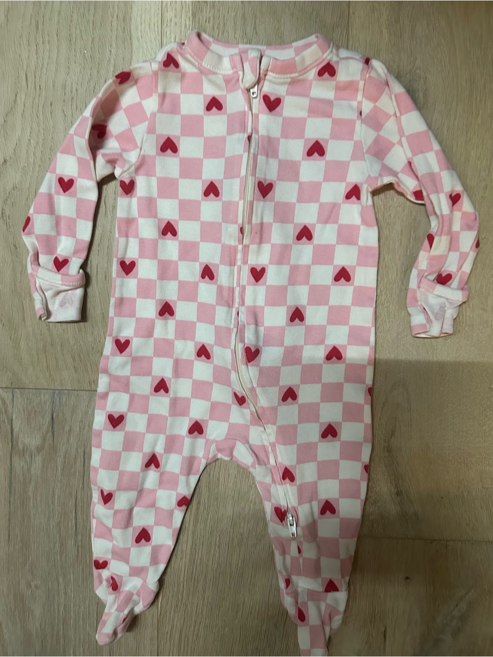 Old Navy Pink Checker Heart Footed One-Piece 3-6m